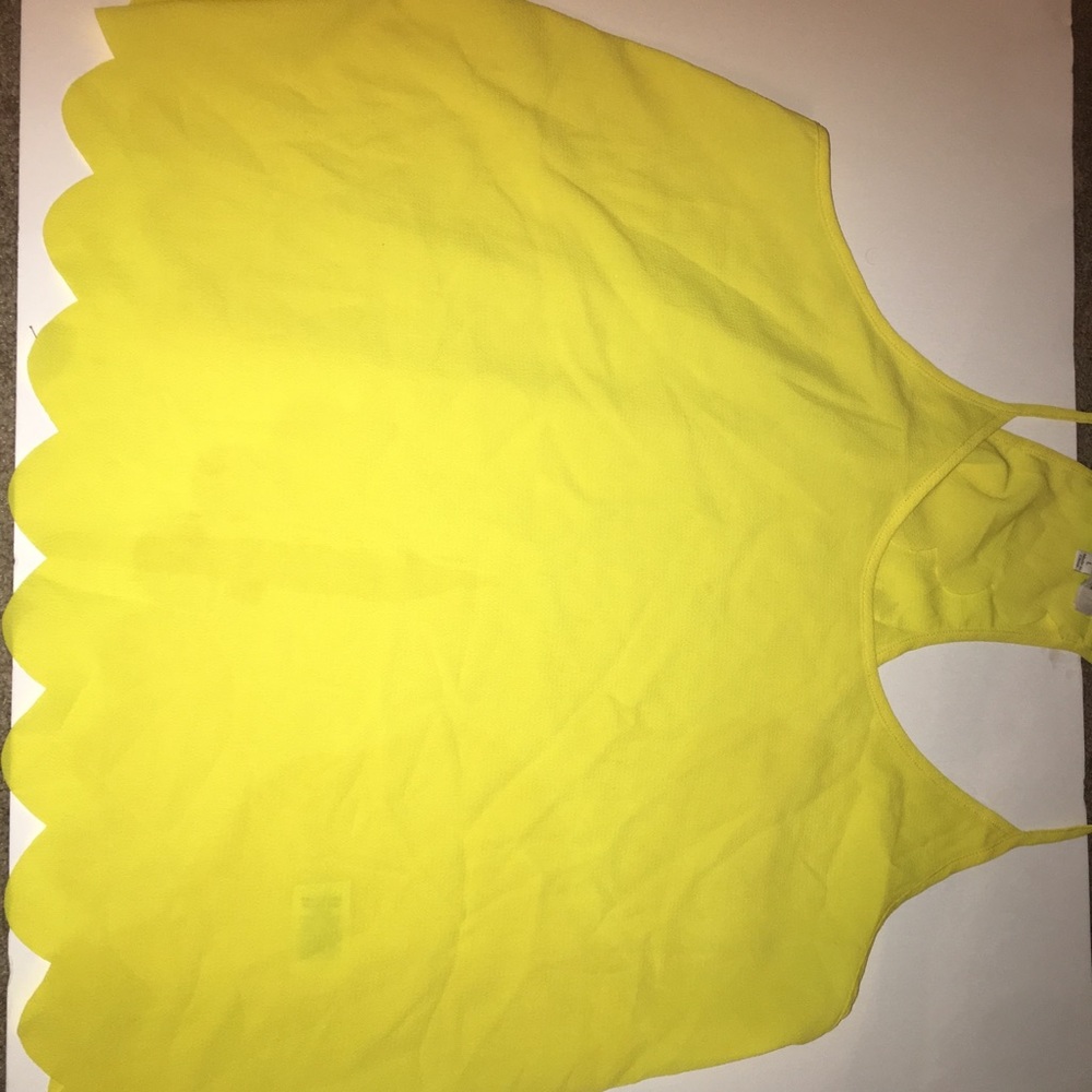 Envy large top, opened in the back
